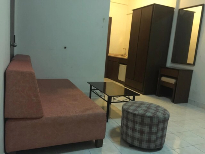 Bedroom 3, OYO HOME 90301 Suria Service Apartments @ Bukit Merak Laketown Resort, Kinta