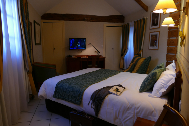 Bedroom 3, Logis Hôtel Le Champalud, Maine-et-Loire