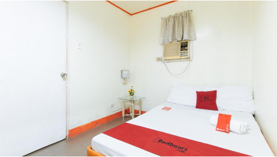 Bedroom 4, RedDoorz Hostel @ St. Paul Village LapuLapu, Cebu City