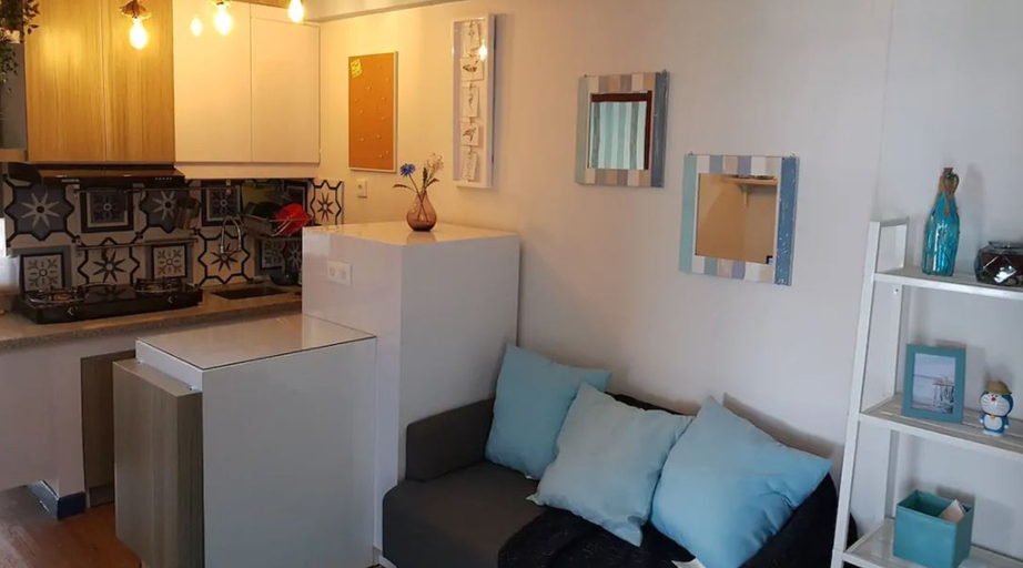 Dining Room 2, Pluit Sea View Apartment - Coastal Living Apartment, North Jakarta