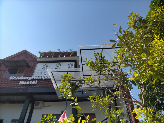 Exterior & Views 2, Kendang Kempul Hostel, Banyuwangi