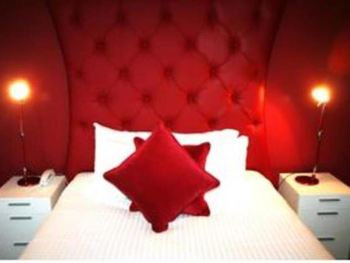Bedroom 5, Dreamhouse Apartments Glasgow City Centre, Glasgow