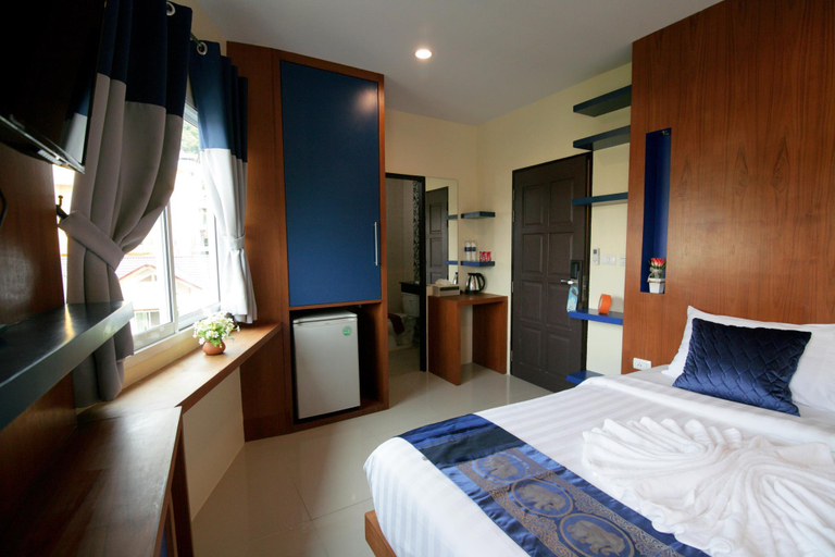 Bedroom 2, Calypso Patong Hotel, Pulau Phuket