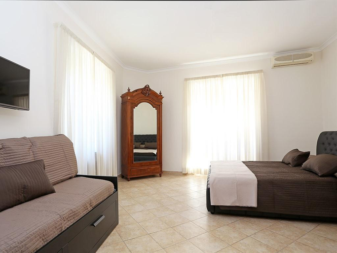 Bedroom 3, Camere Del Camerlengo, Rome