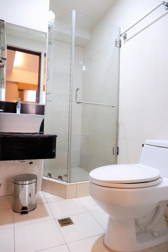 Bathroom, Sarasota Residential Condominium, Pasay City