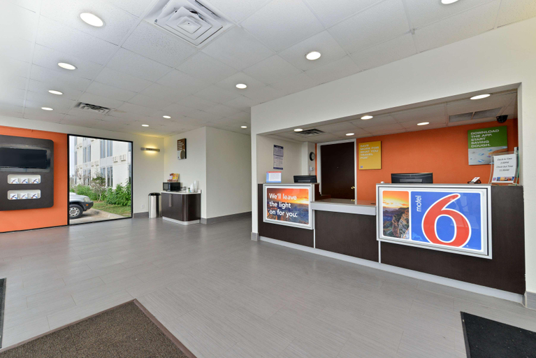 Public Area 5, Motel 6 Fort Worth, TX - Downtown East, Fort Worth