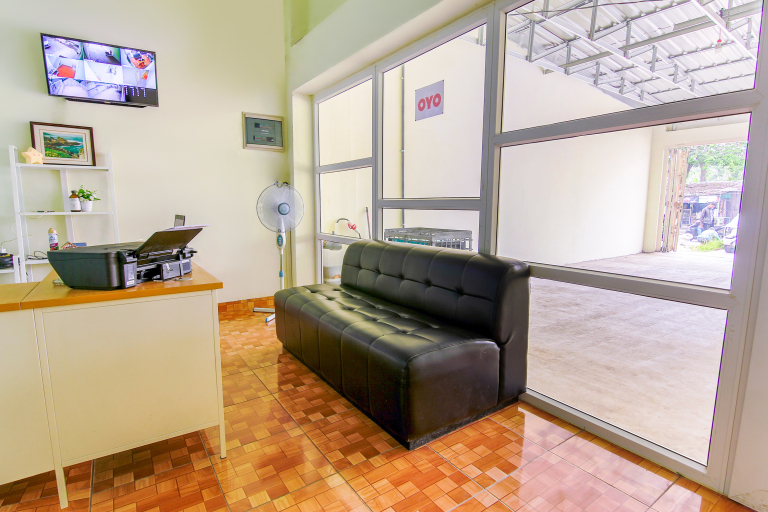 Public Area 2, Hotel O Nami House, Medan