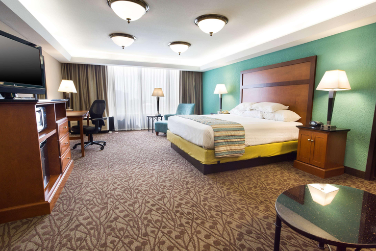 Bedroom 3, Drury Inn & Suites Airport Atlanta, Fulton