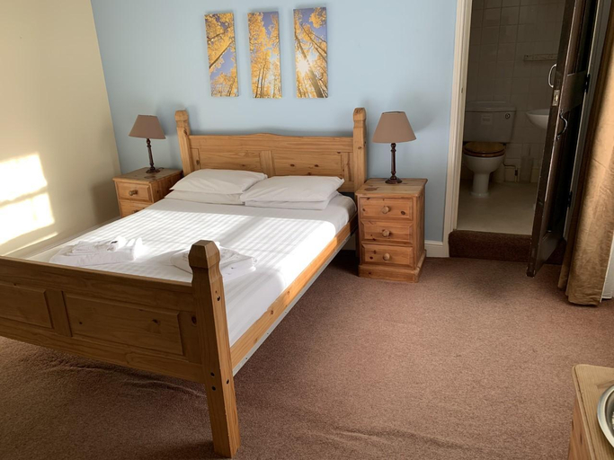Bedroom 4, Cromwell Arms, Devon