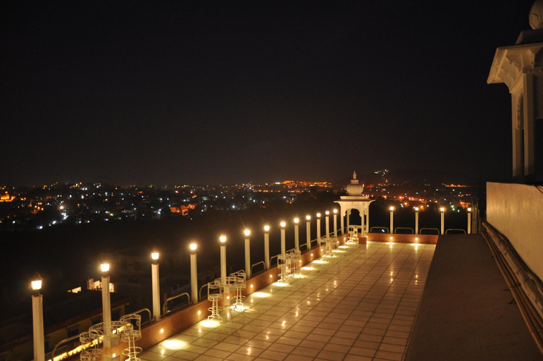 Business Facilities, Mewargarh - Red Tullip Hotels, Udaipur, Udaipur