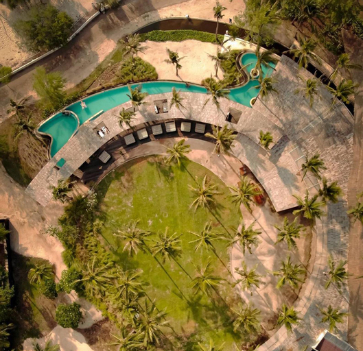 Lumi Hotel Gili Trawangan - Tap to explore photos