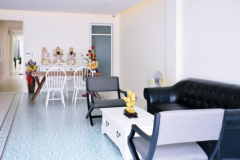 Public Area 5, Shunli Hostel, Phuket Island