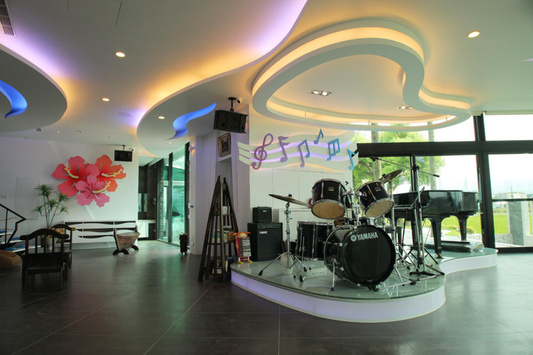 Public Area 3, Maple House Riverside, Yilan