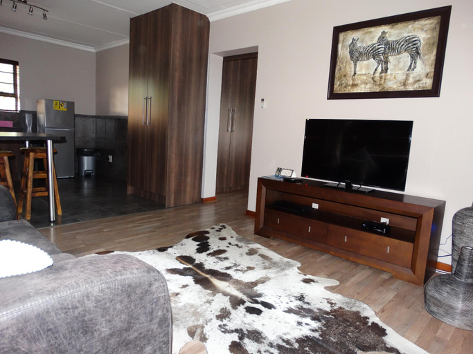 Public Area 3, Klein Bosveld Guesthouse, Nkangala