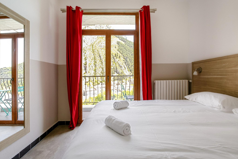 Bedroom 5, Hôtel de la Citadelle, Alpes-de-Haute-Provence