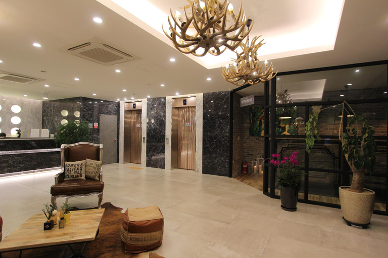 Public Area 2, Hotel De Ciel, Jungnang