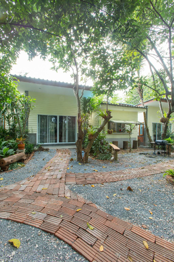 Public Area, P's Cottage, Muang Trang