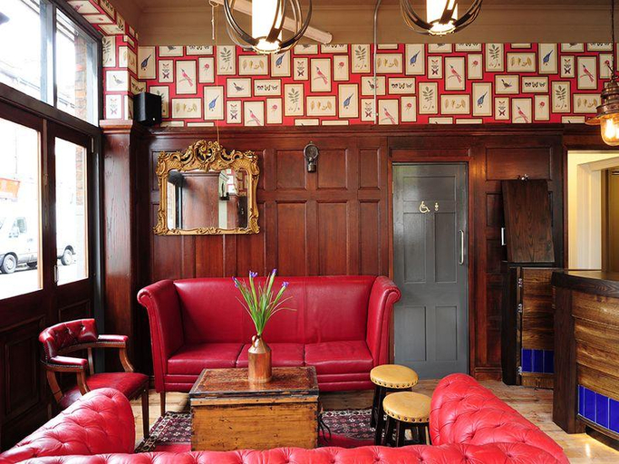 Public Area, The Captain Cook Hotel, London