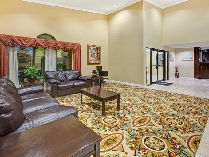 Public Area 2, Motel 6 La Porte, TX, Houston