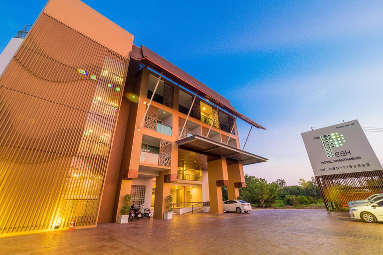 Exterior & Views 2, The Peak Chanthaburi Hotel, Muang Chanthaburi