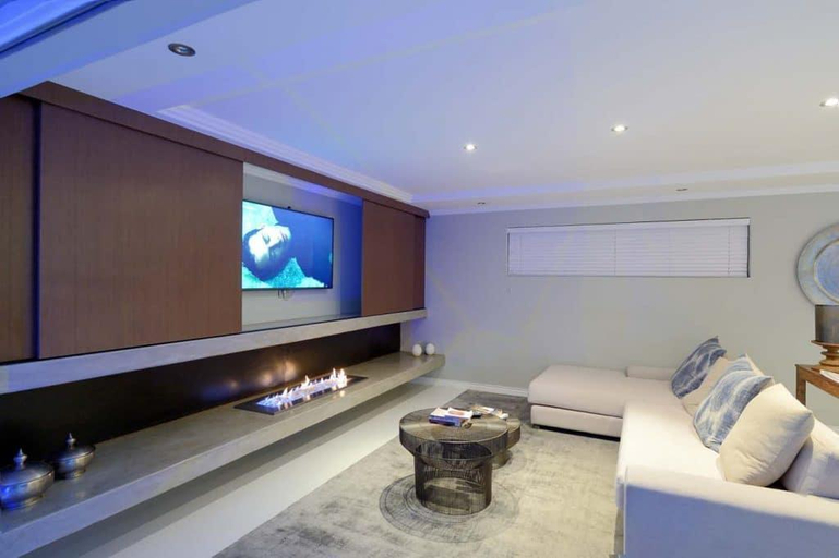 Public Area 3, Grand Blue D, City of Cape Town