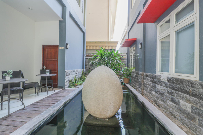 Public Area 2, Fortune Hotel Mataram, Lombok