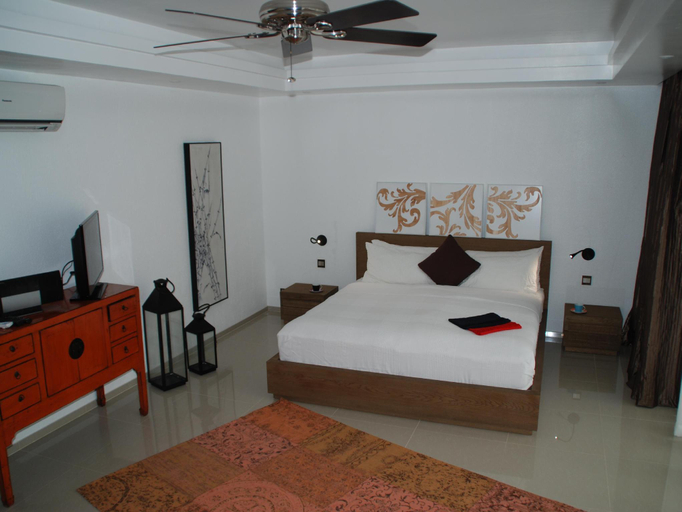 Bedroom 3, Sundown Beach Studios, Malay