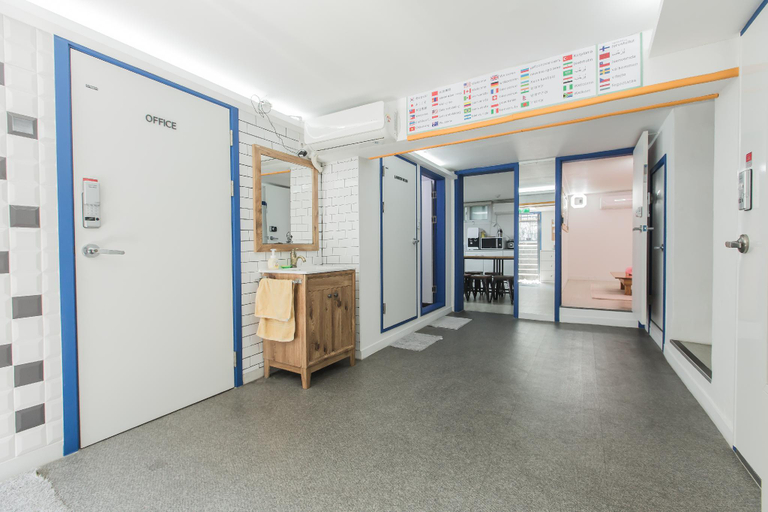 Public Area, K Guesthouse Sinchon 2, Mapo