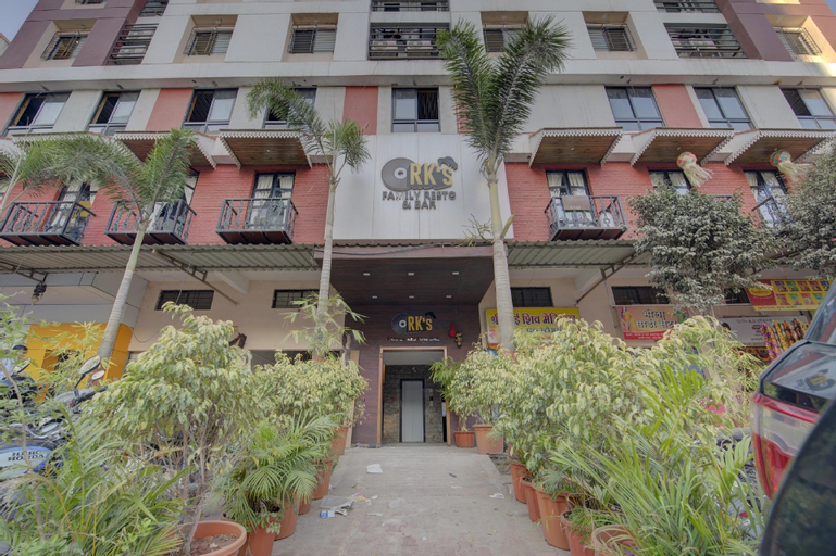 Flyover INN, West