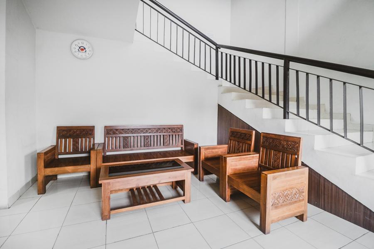 Public Area 2, RedDoorz @ Jalan Hayam Wuruk Lampung, Bandar Lampung