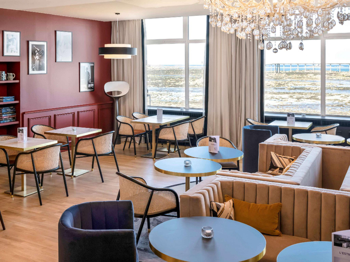 Exterior & Views 2, Hotel Mercure Roscoff Bord De Mer, Finistère
