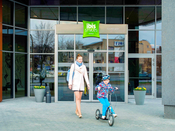 Public Area, ibis Styles Grudziadz, Ĺšwiecie