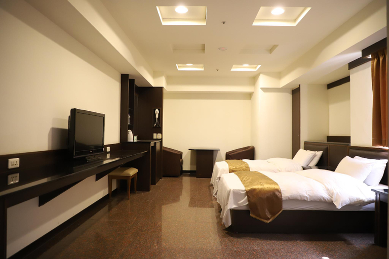 Bedroom, Regal International Hotel, Taichung
