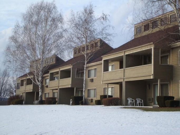 Exterior & Views 2, Tanglwood Resort, Pike