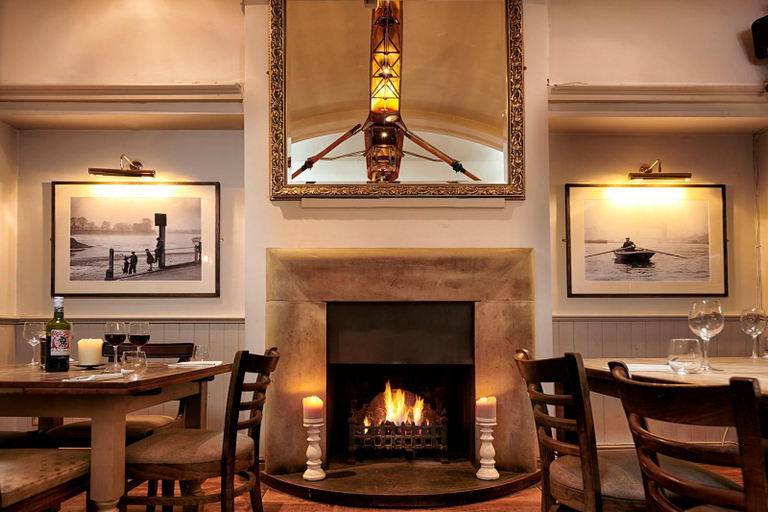Food & Drinks 4, The Bridge in Barnes, London