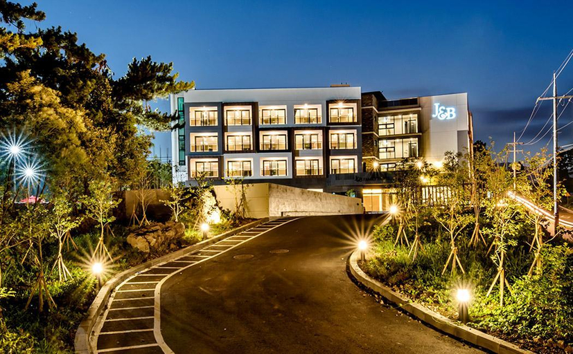 Exterior & Views 2, Jnb Hotel, Seogwipo