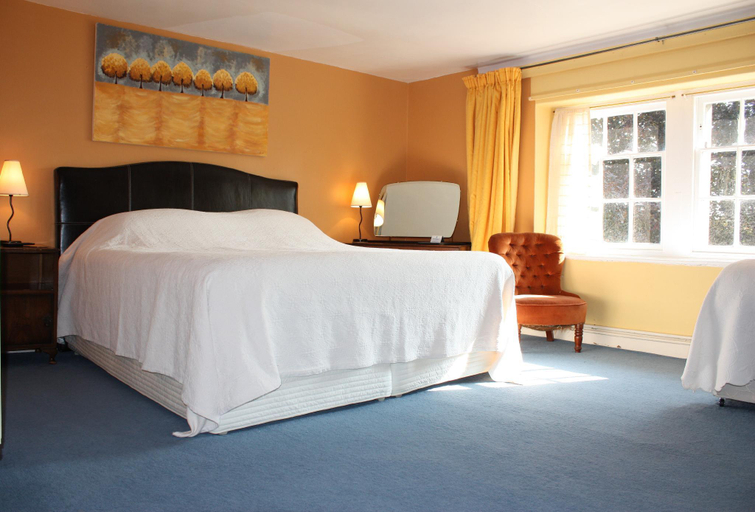 Bedroom 3, Manor Farm Bed & Breakfast, Wiltshire