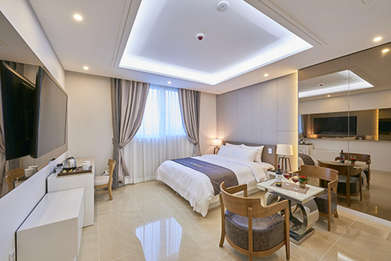Bedroom 2, Madrid Hotel Gwangju, Gwangsan