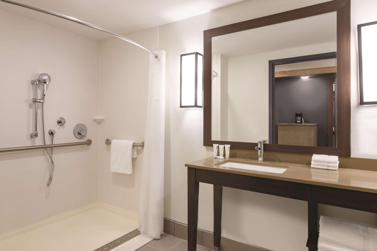 Bathroom 4, Country Inn & Suites by Radisson Macon West GA, Bibb
