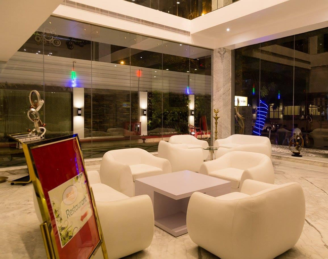 Public Area 2, Hotel Oxina Lygon, Tiruchirappalli