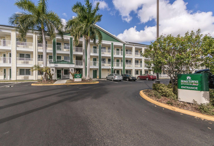 HomeTowne Studios by Red Roof Fort Lauderdale, Broward