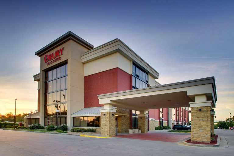 Drury Inn & Suites Greensboro, Guilford