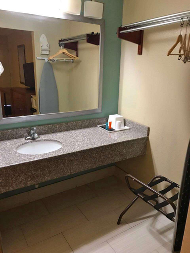 Bathroom 4, Baymont By Wyndham Odessa University Area, Ector