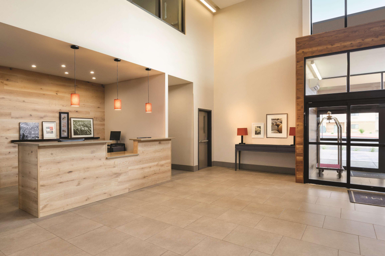 Public Area 2, Country Inn & Suites By Radisson, Page, Az, Coconino