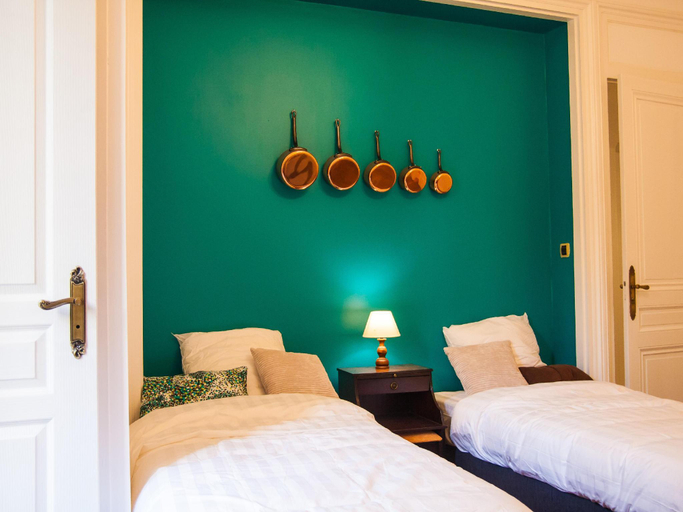 Bedroom 5, Félix dOrt, Rhône