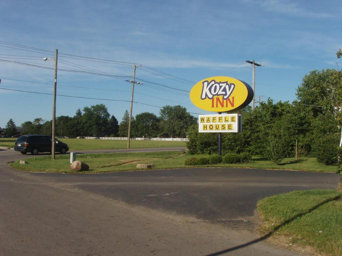 Public Area 2, Kozy Inn Columbus, Franklin