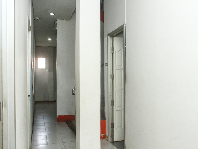 Public Area 5, Spot On 2353 Wisma Executive Demang, Palembang