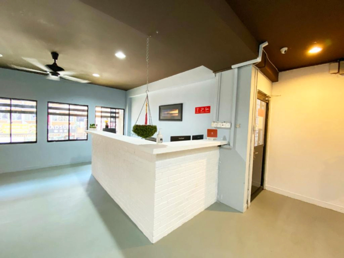 OYO 89398 Doorbellz, Kota Kinabalu
