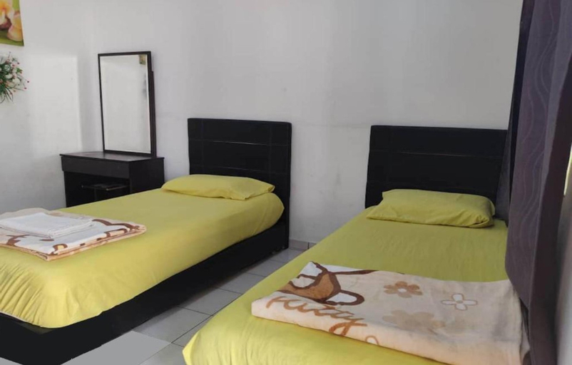 Bedroom 5, OYO DONE 90289 Taman Kota Homestay, Keningau