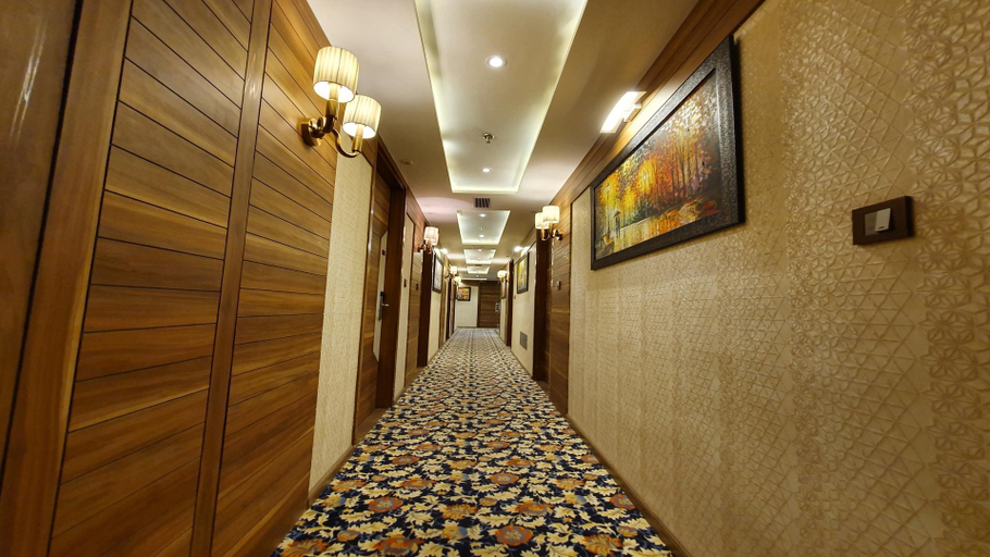 Public Area 3, Hotel Makhan Residency, Amritsar